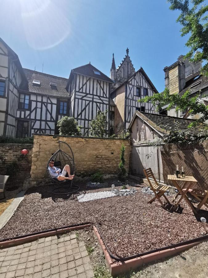 Le Chat De La Cathedrale - Calme - Jardin - Wifi ทรัวส์ ภายนอก รูปภาพ